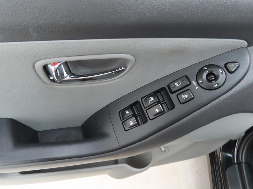 HYUNDAI Avante - Vista 9