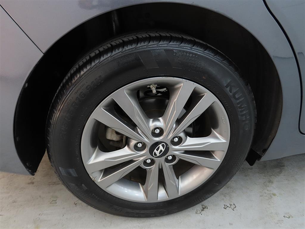 HYUNDAI Avante 2016 Gris - Importación desde Corea - HF Imports Iquique - Foto 20