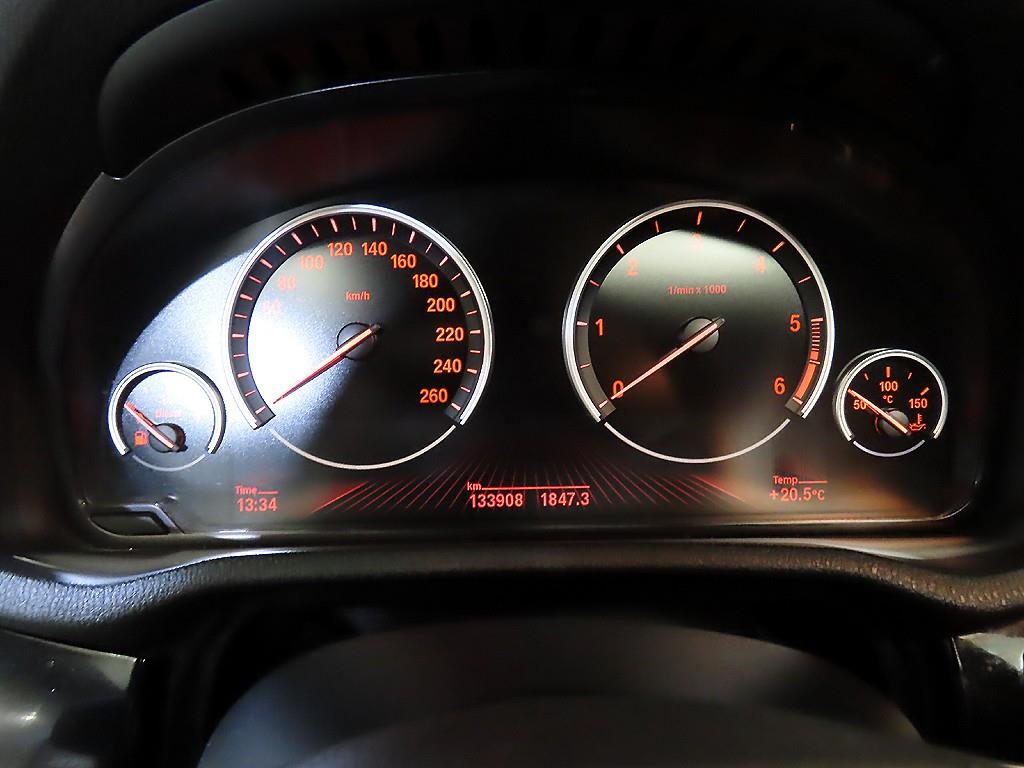 BMW X4 - Vista 9