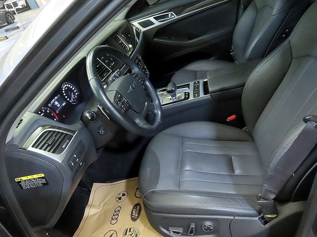 Genesis G80 - Vista 6