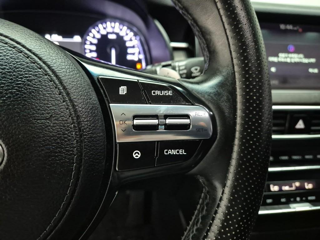 KIA K7 - Vista 10