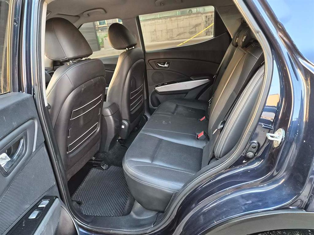 Ssangyong Tivoli - Vista 7