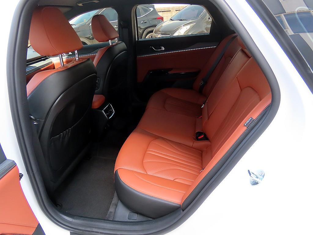 KIA K5 - Vista 6