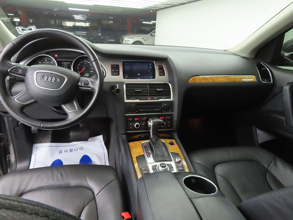 Audi Q7 - Vista 7