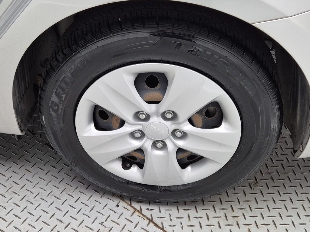 KIA K3 2015 Plateado - Importación desde Corea - HF Imports Iquique - Foto 19