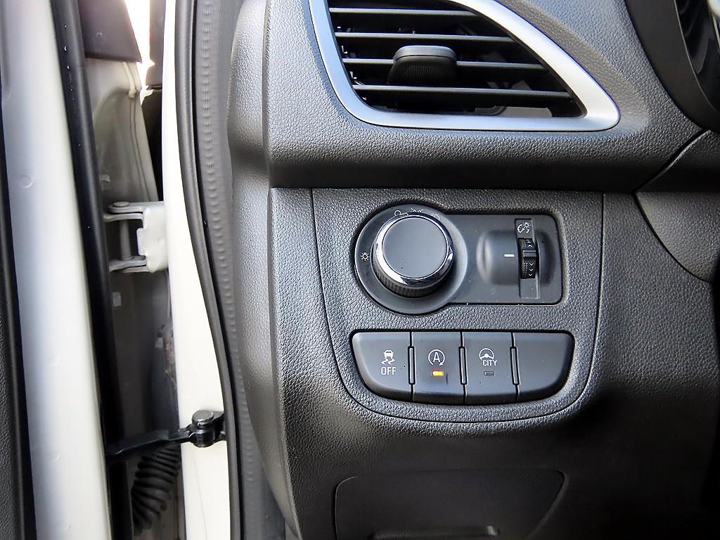 Chevrolet Spark - Vista 12