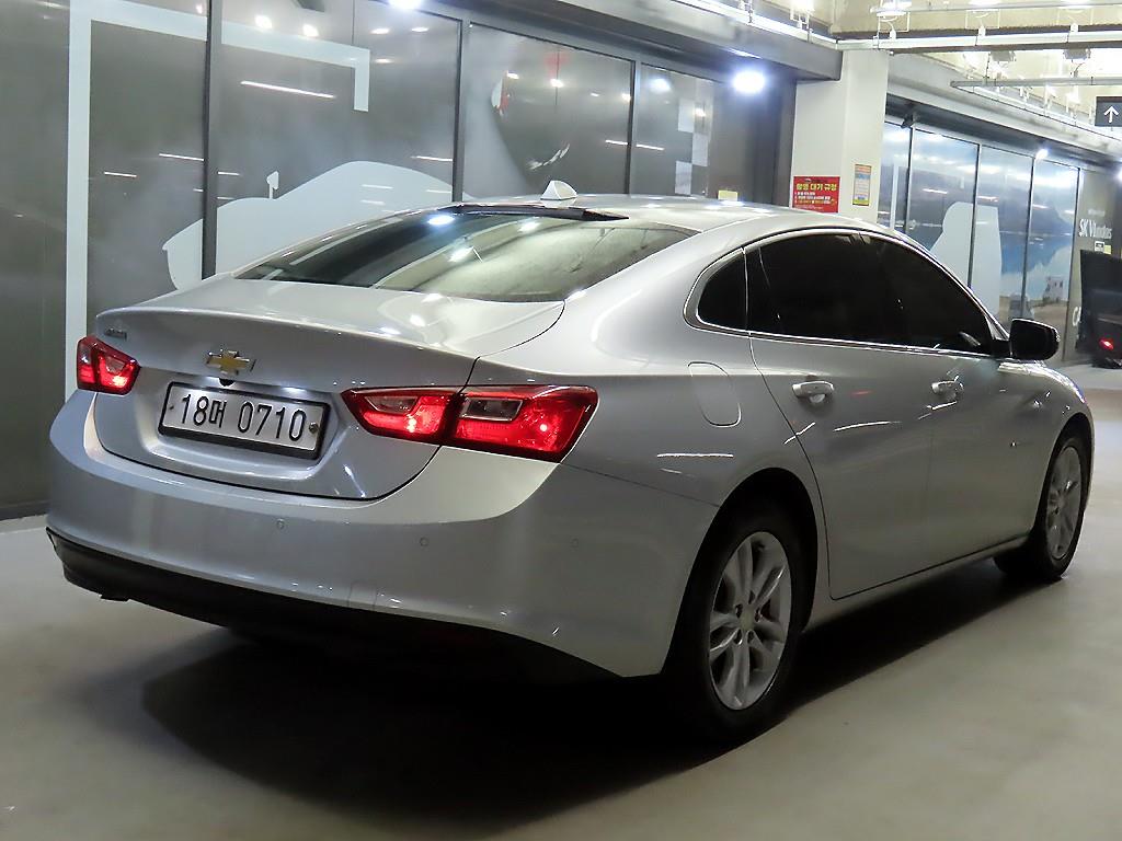 Chevrolet Malibu - Vista 4
