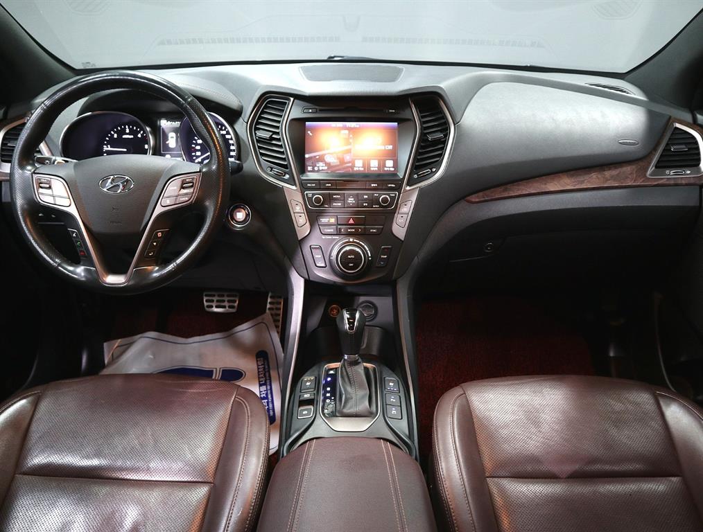 HYUNDAI Santa Fe - Vista 5