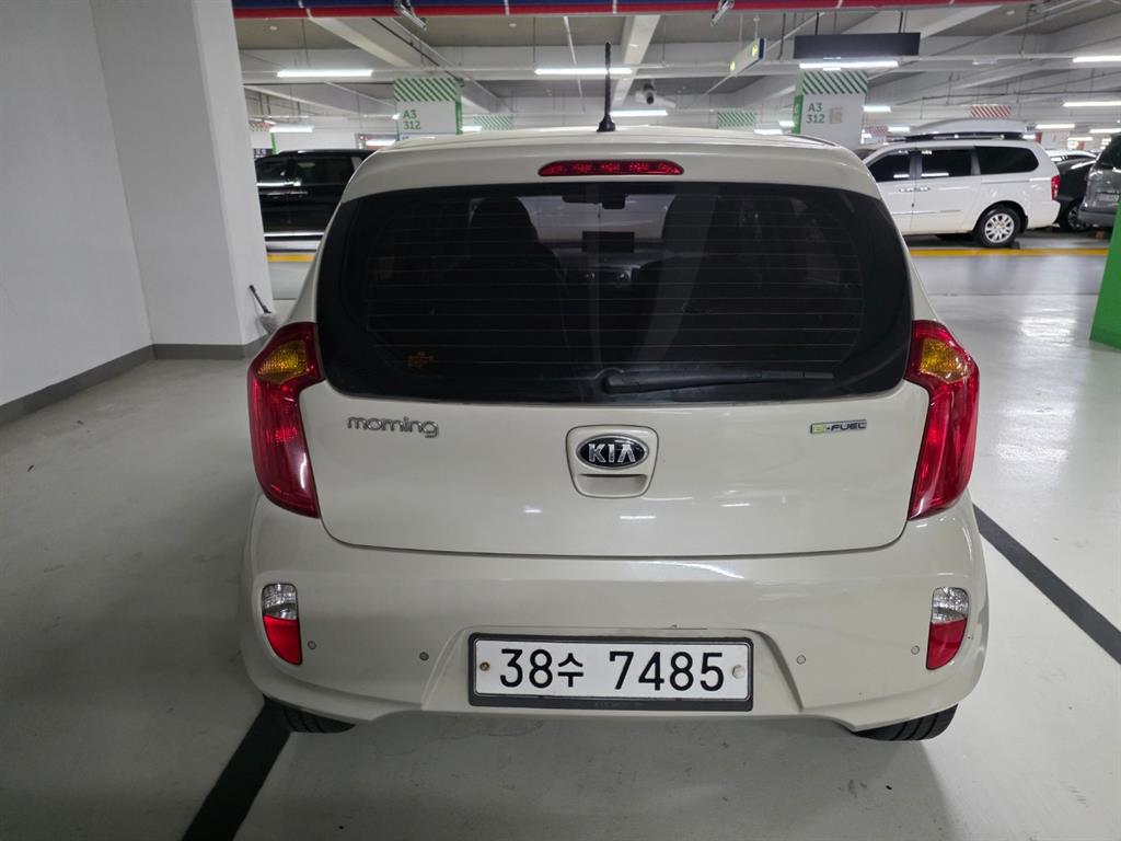 KIA Morning - Vista 3