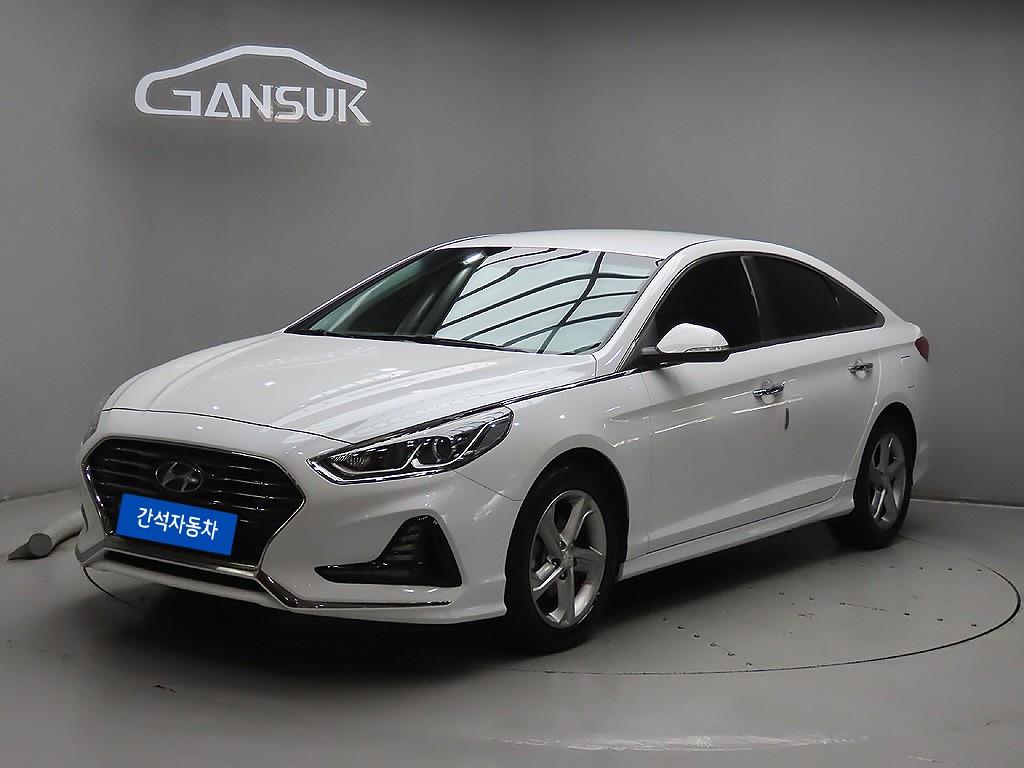 HYUNDAI Sonata - Vista 3