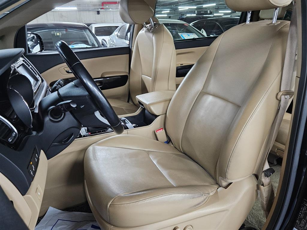 KIA Carnival 2018 Negro - Importación desde Corea - HF Imports Iquique - Foto 15