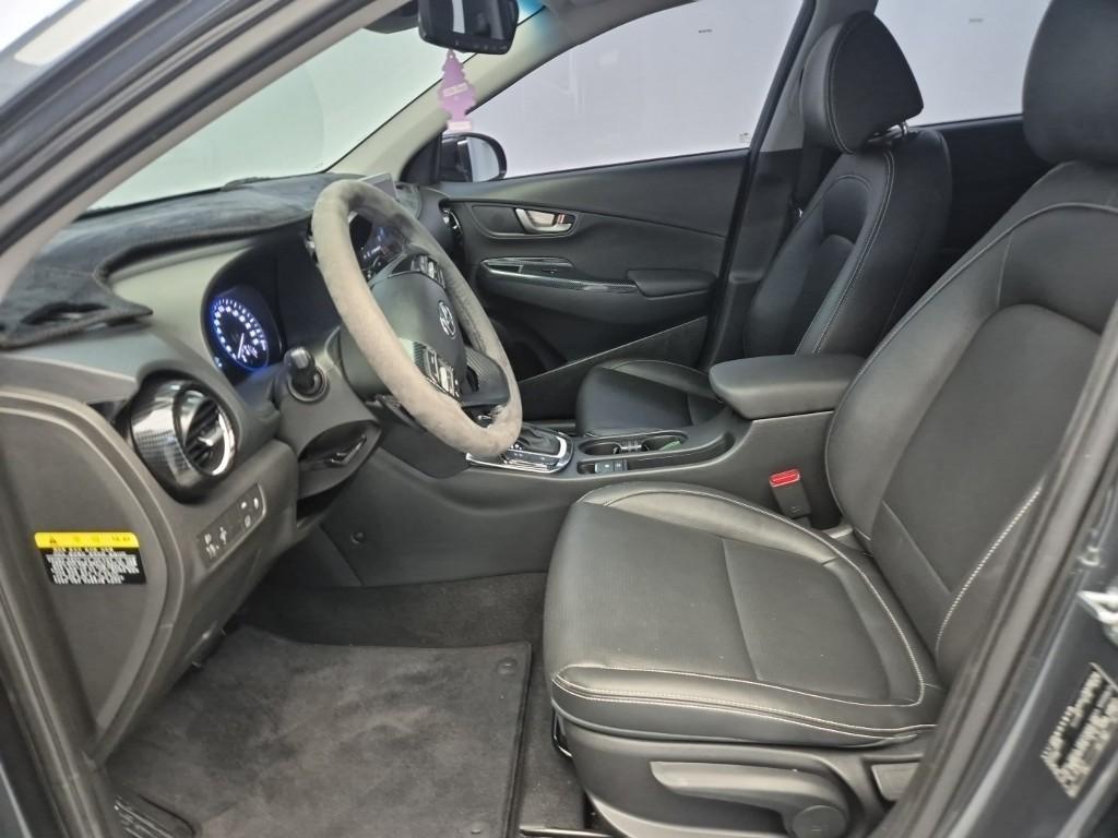 HYUNDAI Kona - Vista 11