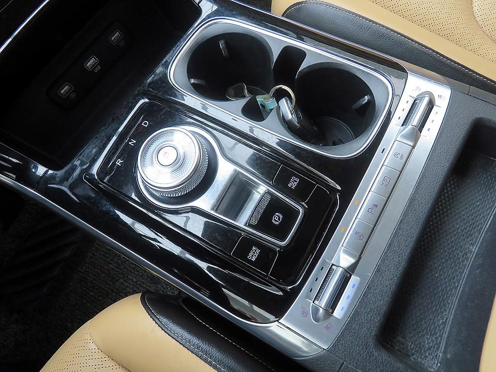 KIA Carnival 2021 Blanco - Importación desde Corea - HF Imports Iquique - Foto 14