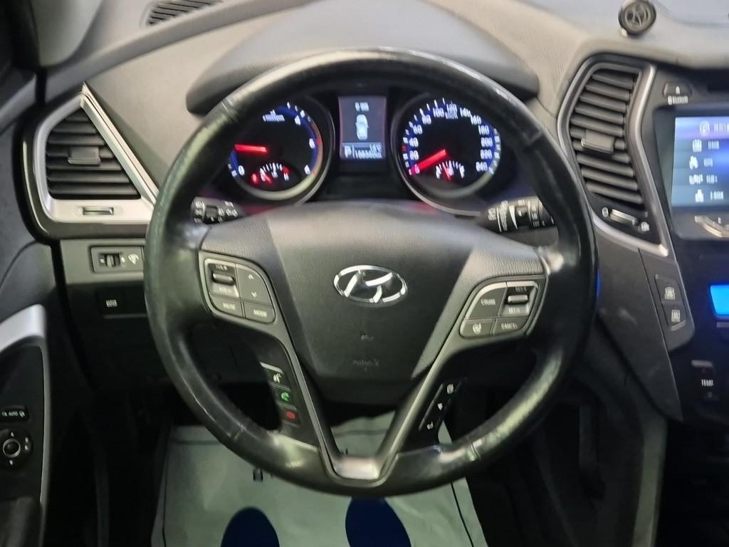 HYUNDAI Santa Fe - Vista 9