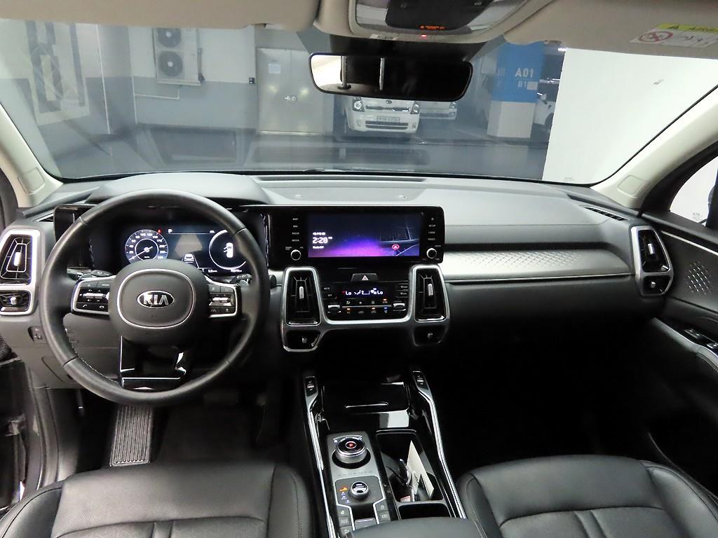 KIA Sorento - Vista 8