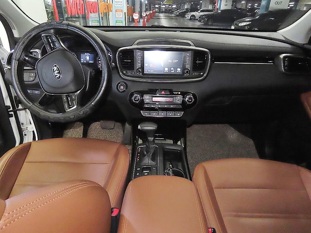 KIA Sorento - Vista 10