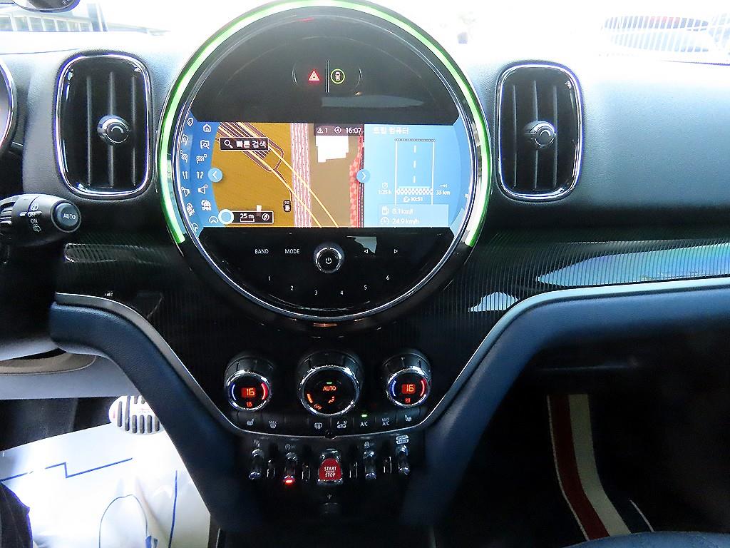 Mini Countryman 2023 Verde - Importación desde Corea - HF Imports Iquique - Foto 14