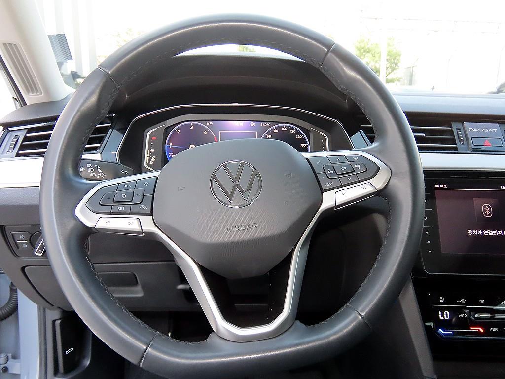 Volkswagen Passat - Vista 8
