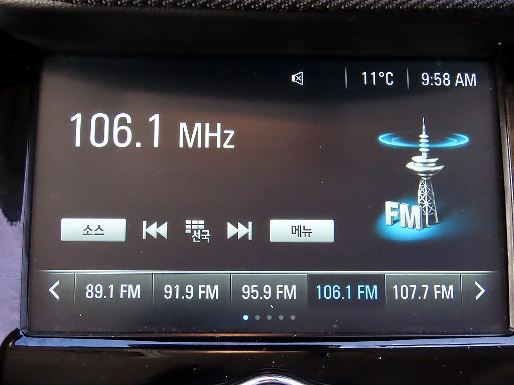 Chevrolet Trax 2019 Gris - Importación desde Corea - HF Imports Iquique - Foto 13