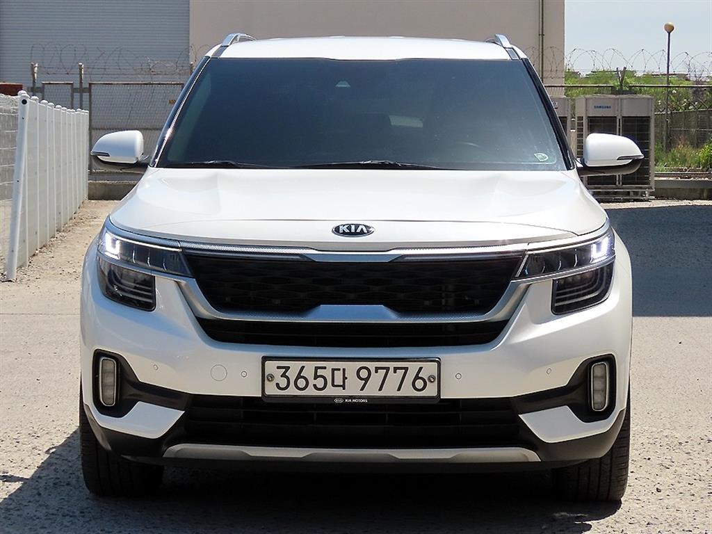 KIA Seltos 2020 Blanco - Importación desde Corea - HF Imports Iquique - Foto 1
