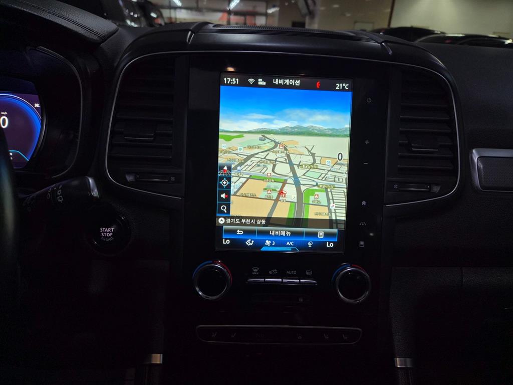 SAMSUNG QM6 - Vista 10