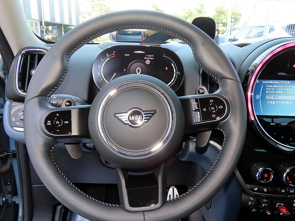 Mini Countryman - Vista 8