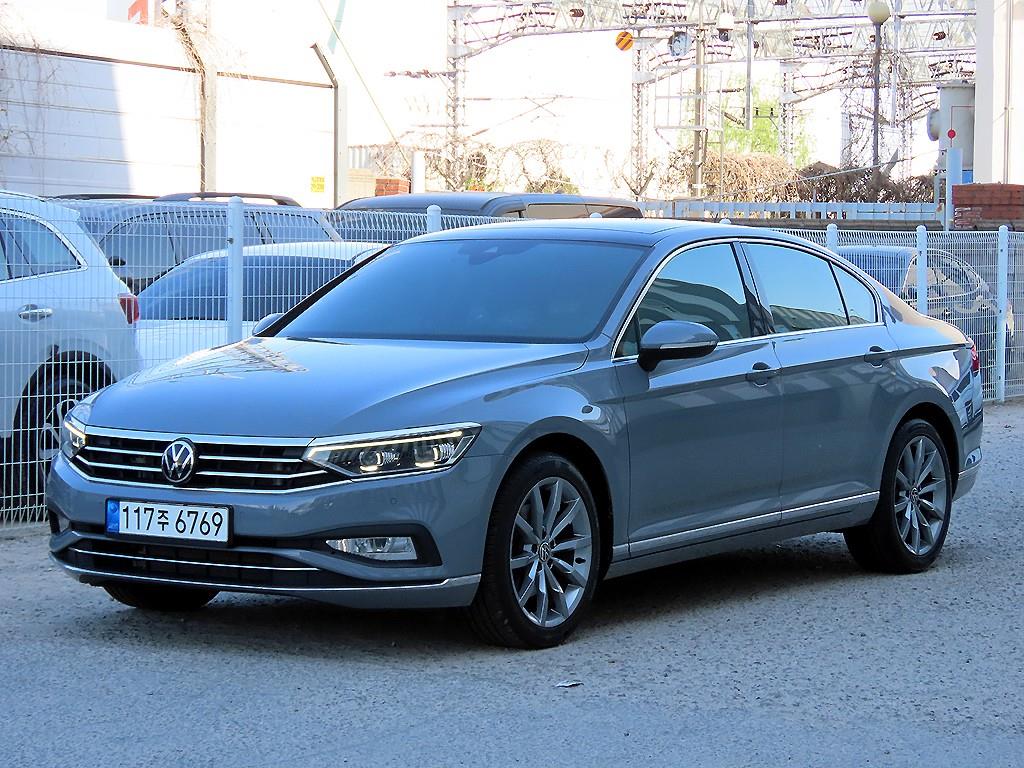 Volkswagen Passat - Vista 2