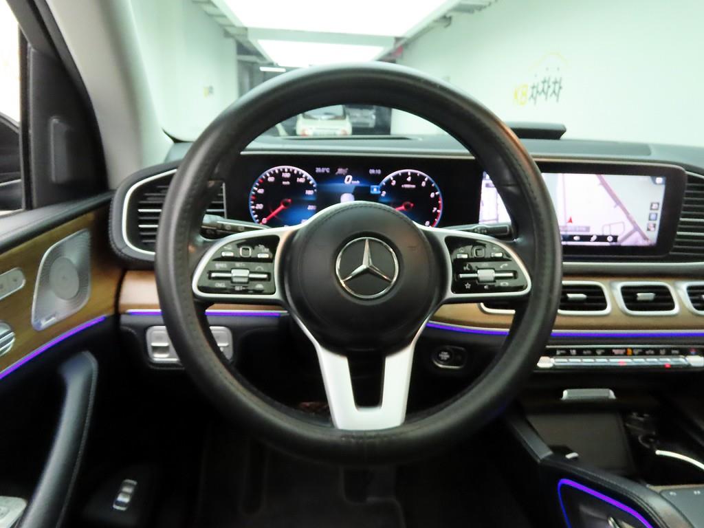 Mercedes Benz GLE Class - Vista 7