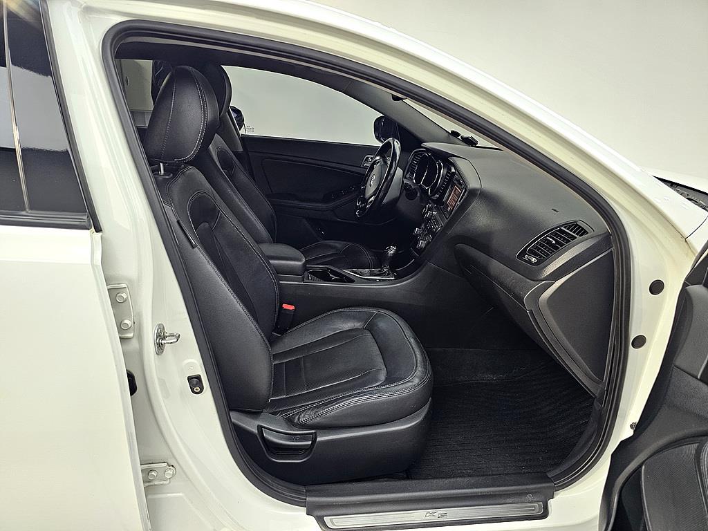 KIA K5 - Vista 11