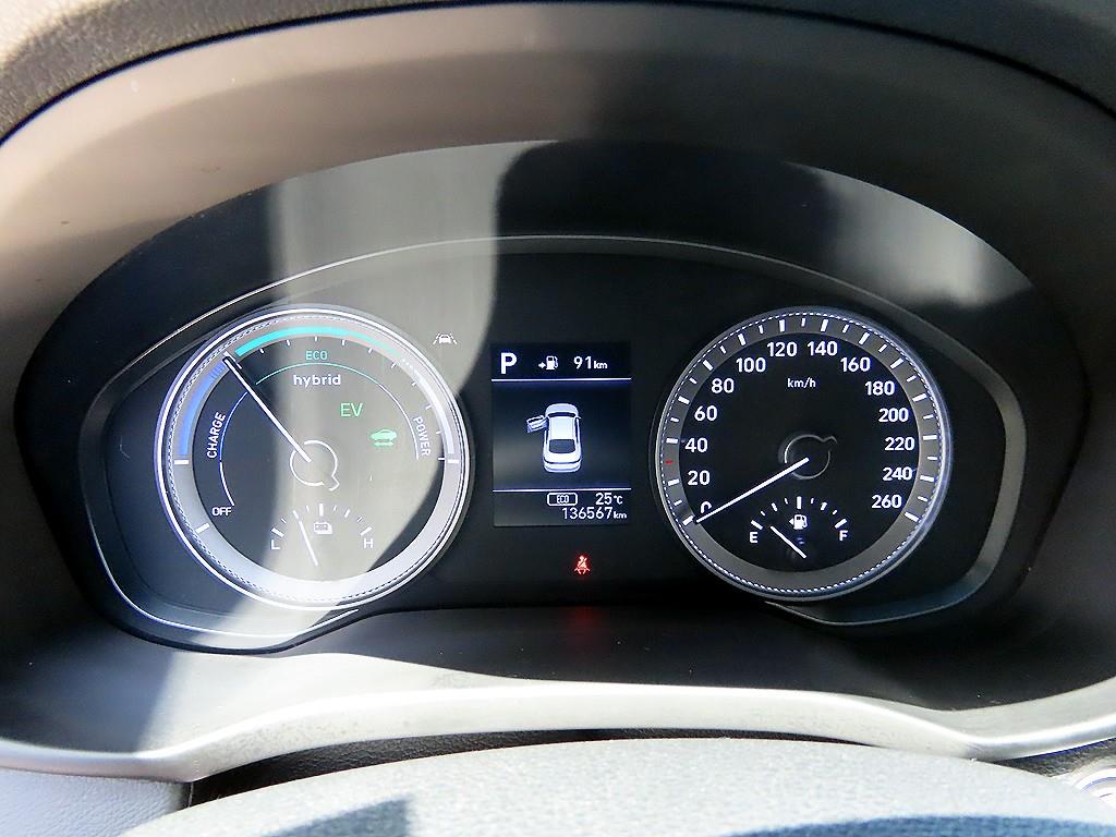 HYUNDAI Grandeur - Vista 9