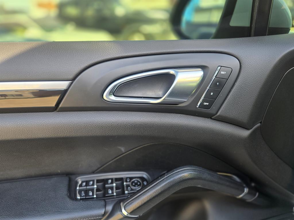 Porsche Cayenne - Vista 6