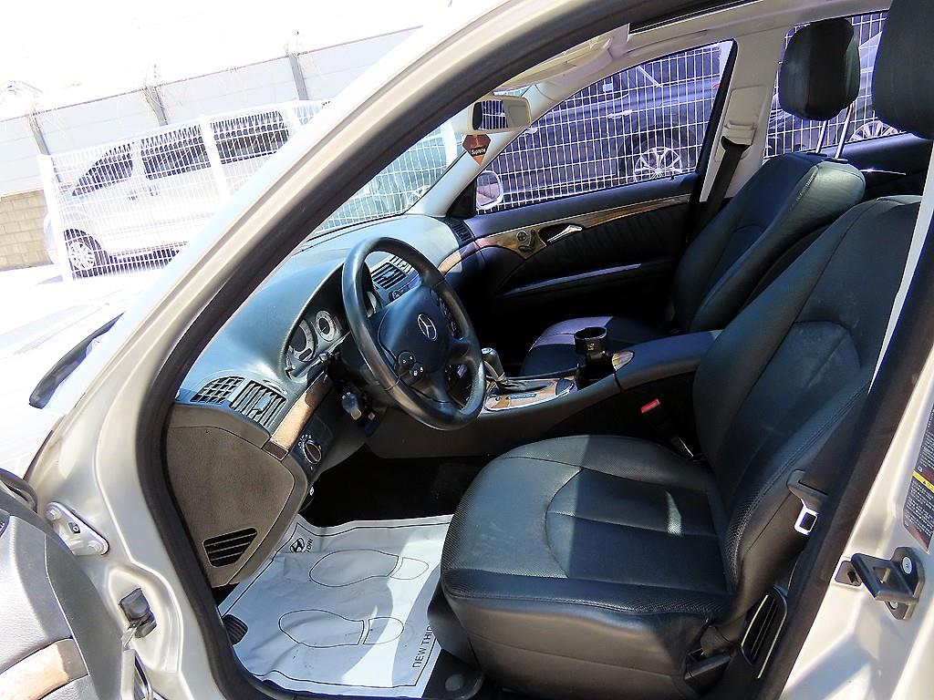Mercedes Benz E class - Vista 5