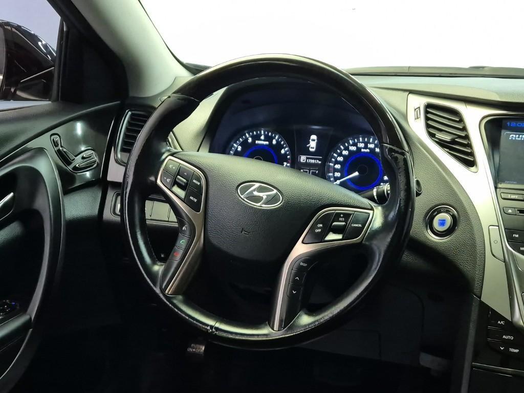 HYUNDAI Grandeur - Vista 9