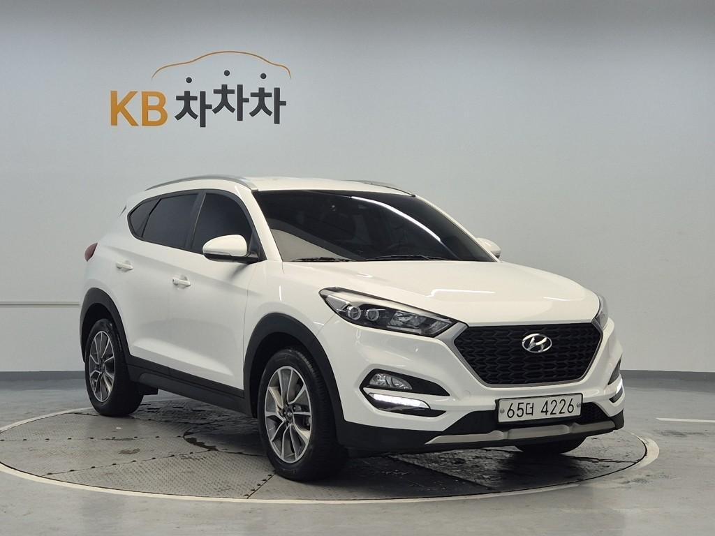HYUNDAI Tucson - Vista 4