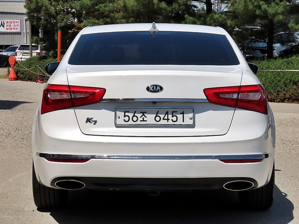 KIA K7 - Vista 4