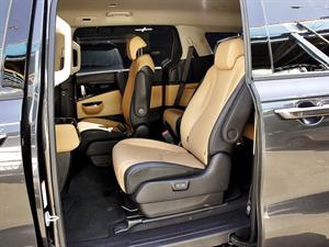 KIA Carnival - Vista 12