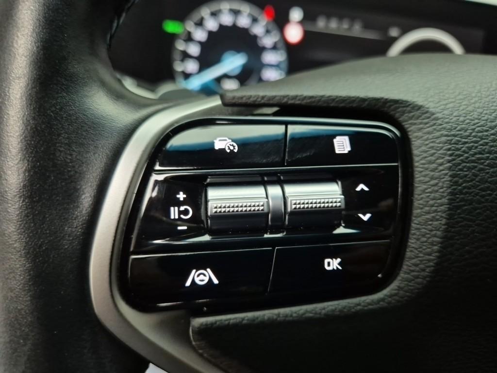 KIA K8 - Vista 7