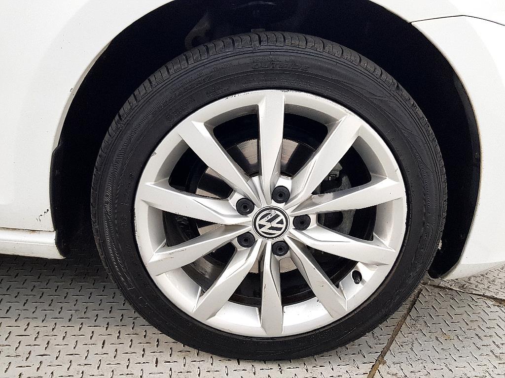 Volkswagen Golf 2015 Blanco - Importación desde Corea - HF Imports Iquique - Foto 20