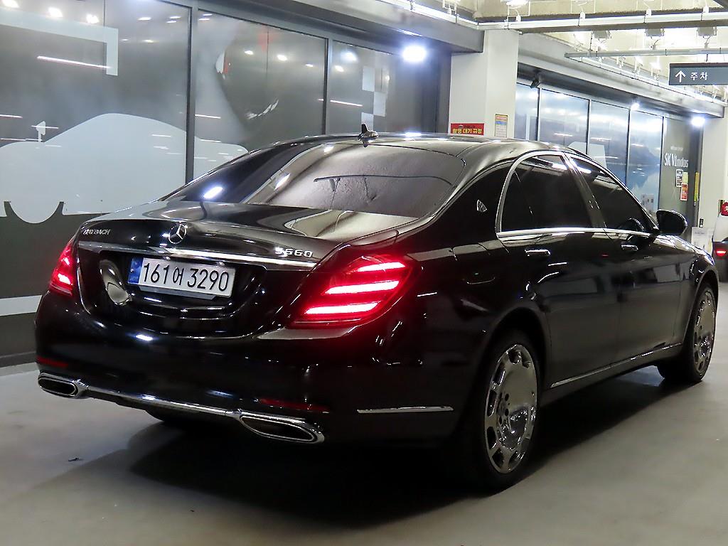 Mercedes Benz S Class - Vista 4