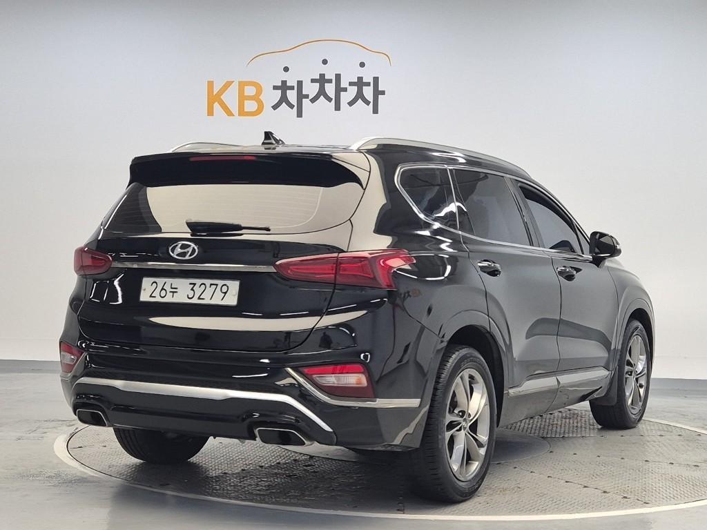 HYUNDAI Santa Fe - Vista 3