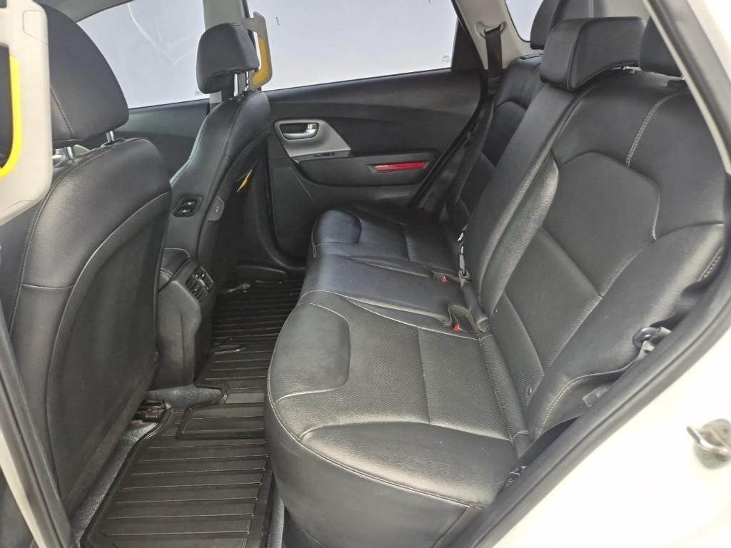 KIA Niro - Vista 12