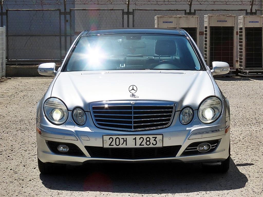 Mercedes Benz E class 2008 Gris - Importación desde Corea - HF Imports Iquique - Foto 1