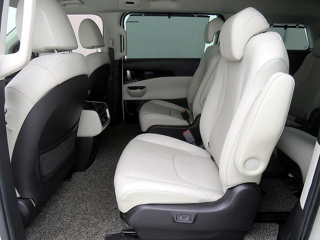 KIA Carnival 2021 Blanco - Importación desde Corea - HF Imports Iquique - Foto 8