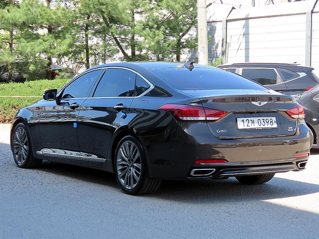 Genesis G80 - Vista 3