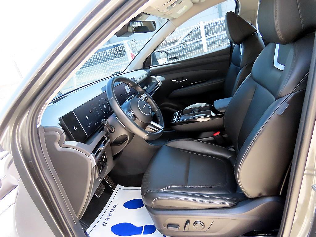 HYUNDAI Tucson - Vista 5