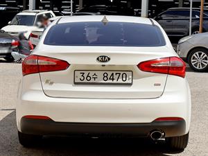KIA K3 - Vista 6