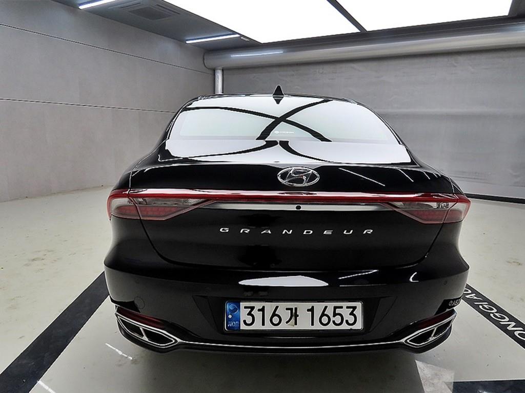 HYUNDAI Grandeur - Vista 3