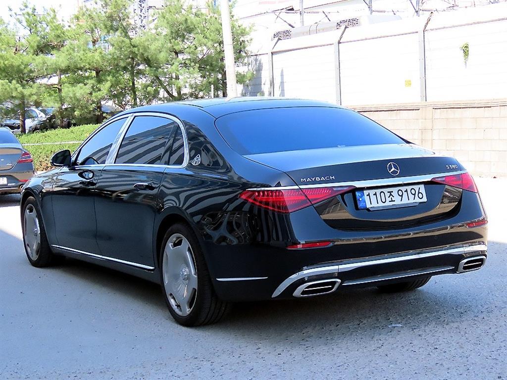Mercedes Benz S Class - Vista 3
