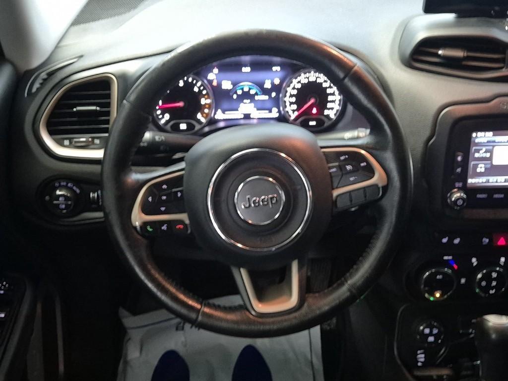 Jeep Renegade - Vista 9