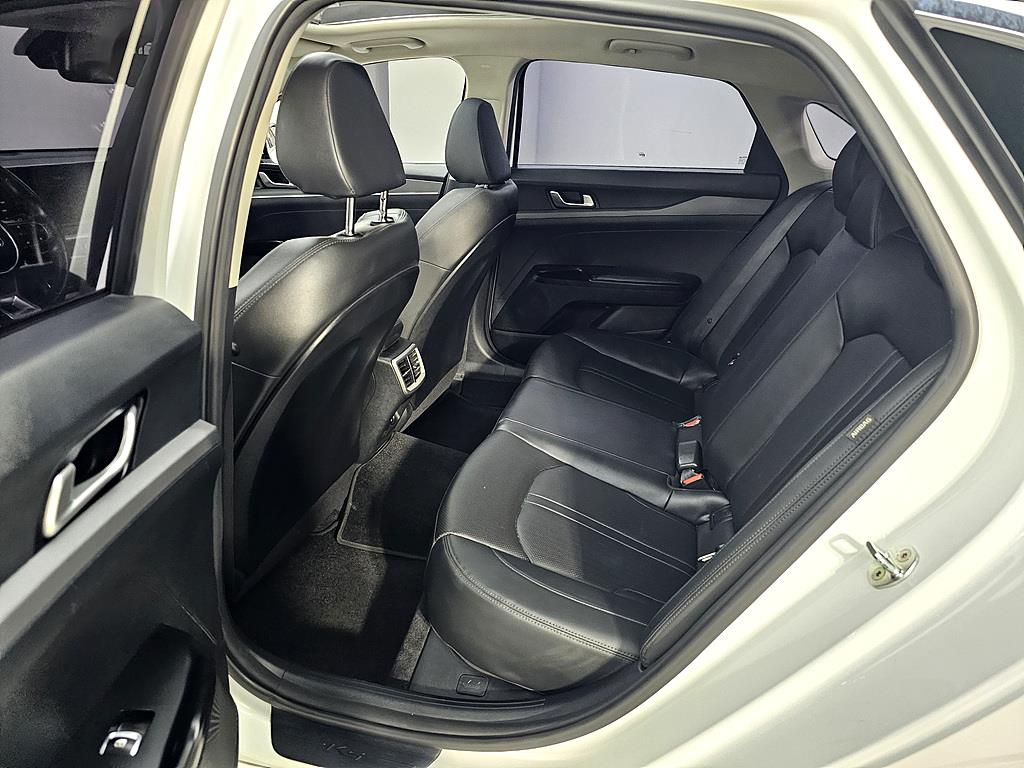KIA K5 - Vista 8